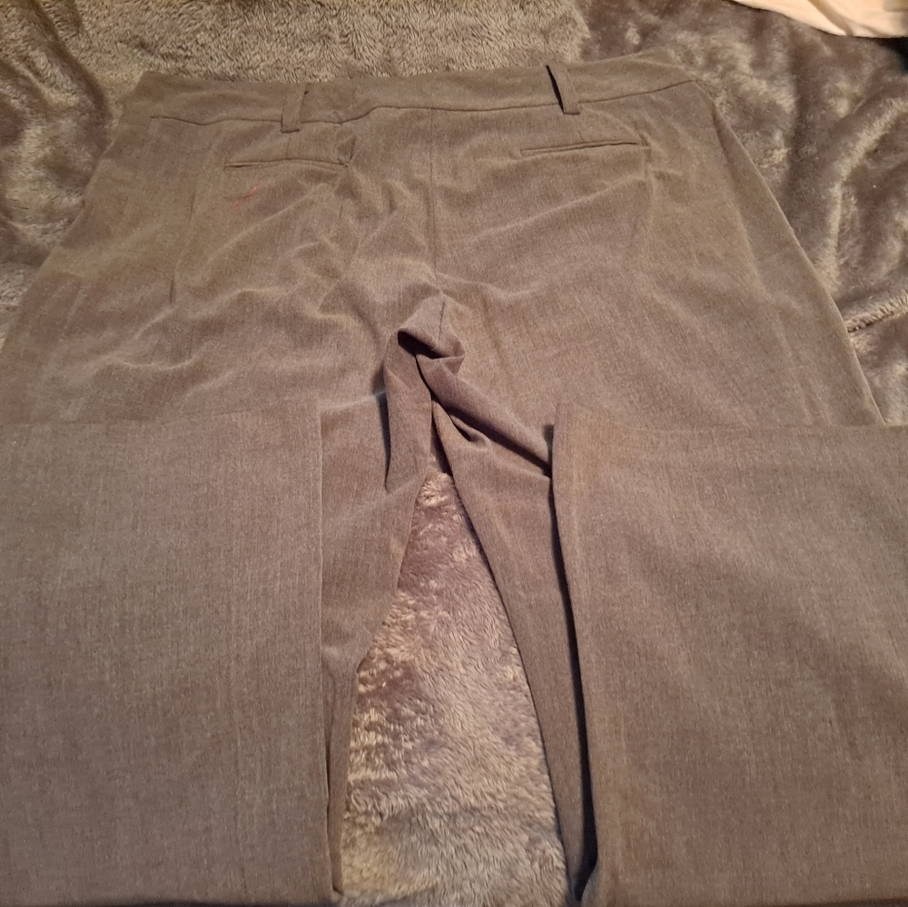 Grey slacks - Picture 3 of 4